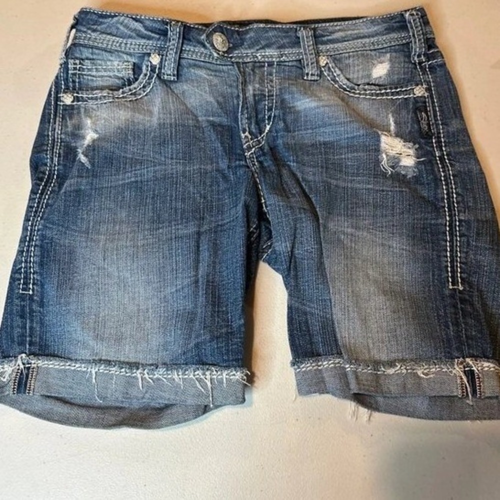 Silver Jeans Co Distressed Denim Bermuda Shorts W29 Medium Wash Embroidered Lace